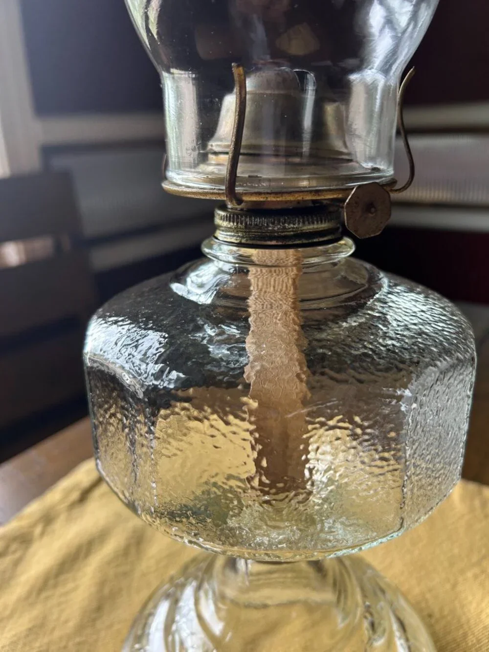 Vintage  Clear Glass Oil Lamp  Early American Homesteader   USA made   Bartlett